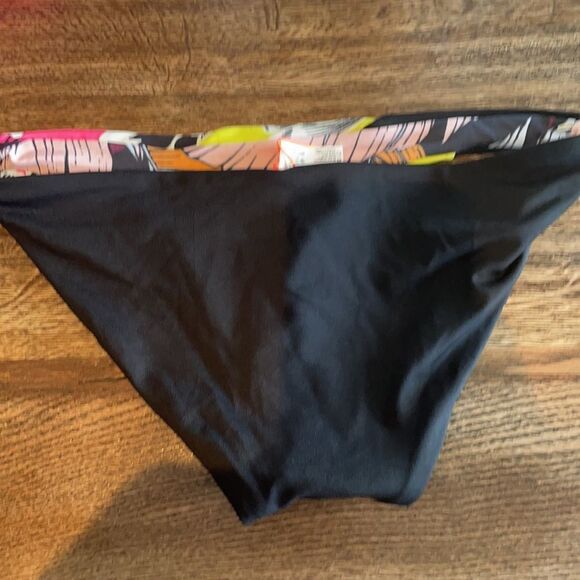 COPY - New maaji ringling  flirt reversible signature cut bottoms - Picture 6 of 7